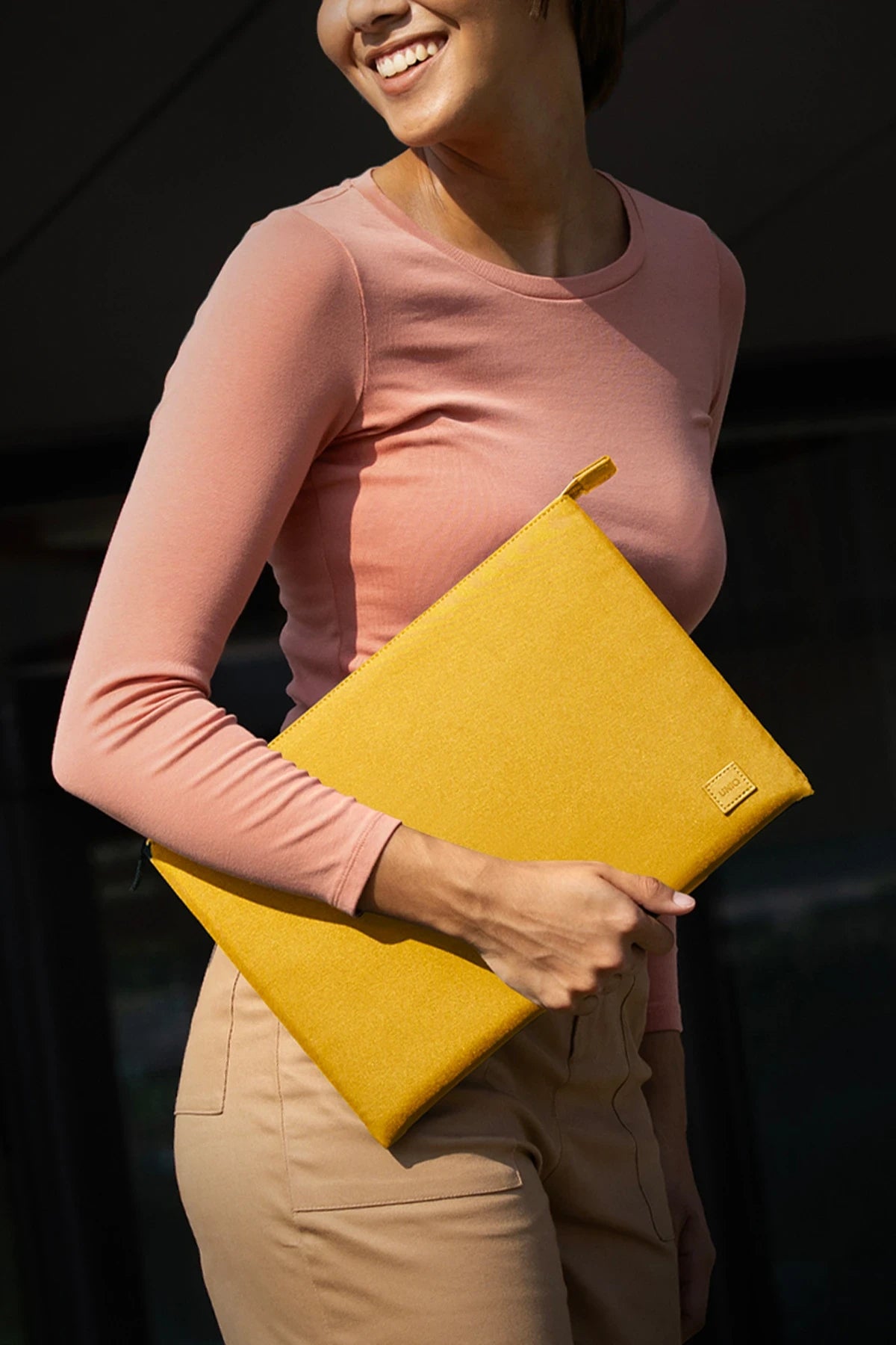 Lyon 16″ Su Geçirmez rPET Laptop Kılıf – Şok Emici İnce Tasarım & Fold-and-Lock Fermuar